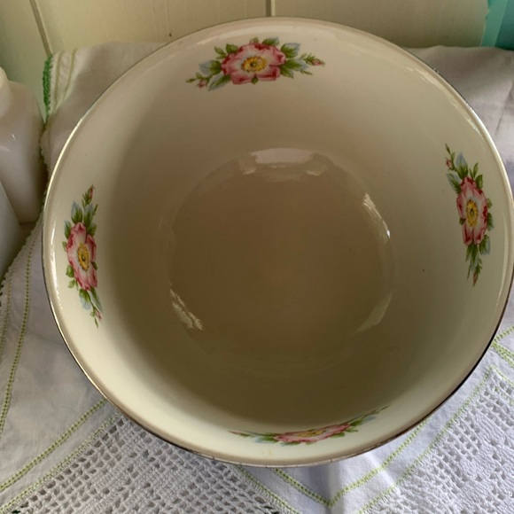 Vintage Hall Superior Quality Kitchenware - Picture 2 of 5